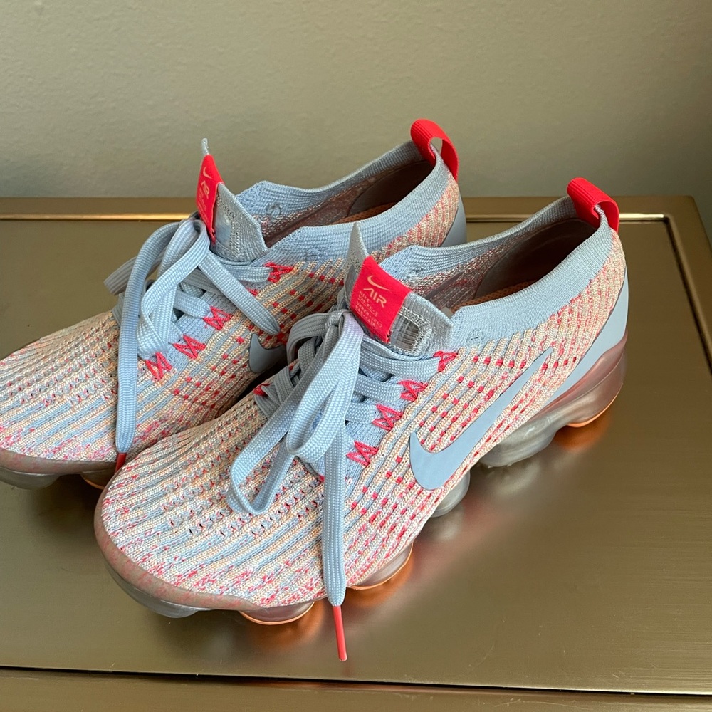 Vapor max sneakers 7